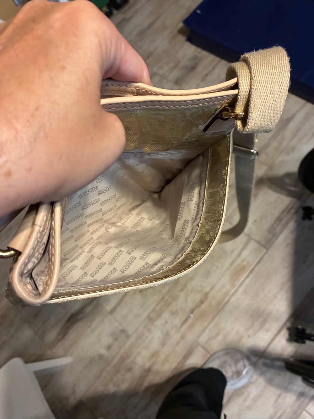 Michael Kors Slim Shiney Gold Crossbody With Canvas Strap - Picture 6 of 16